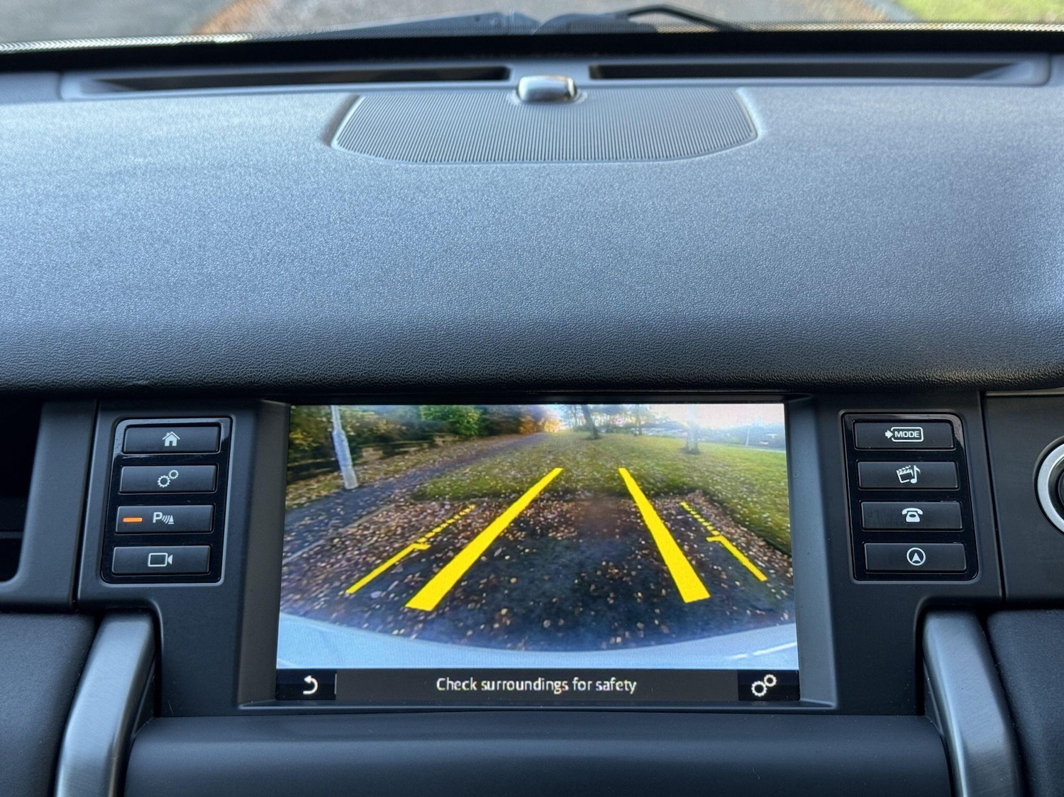 Used Land Rover Discovery Sport 2019 for sale - 77230548: Photo 10