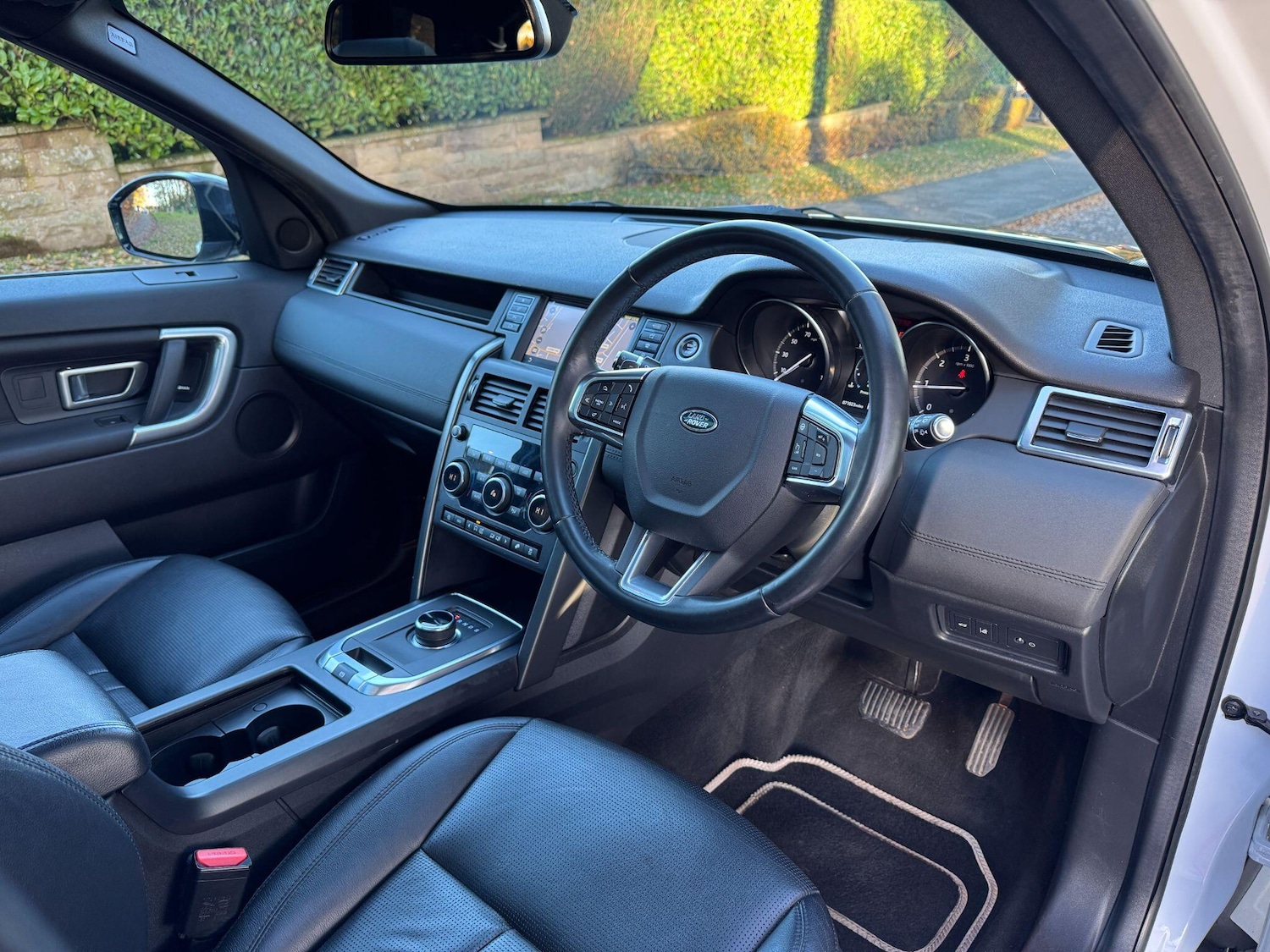 Used Land Rover Discovery Sport 2019 for sale - 77230548: Photo 16