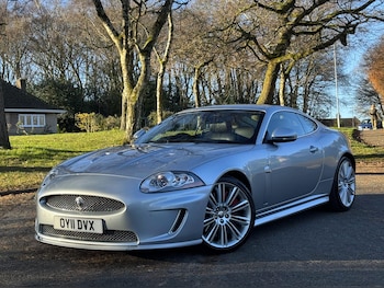 2011 (11) - 5.0 Supercharged V8 R 2dr Auto