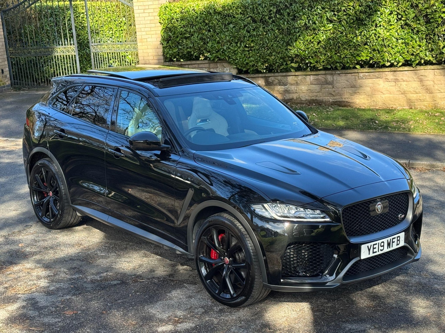 Used Jaguar F-Pace 2019 for sale - 77940431: Photo 12