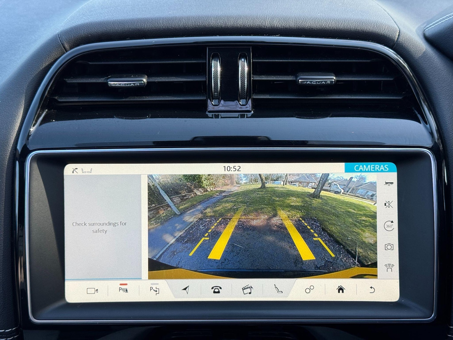 Used Jaguar F-Pace 2019 for sale - 77940431: Photo 15