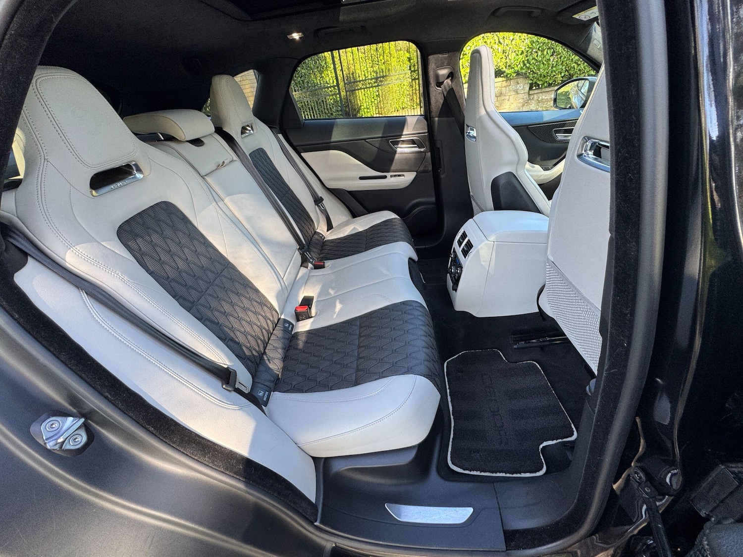 Used Jaguar F-Pace 2019 for sale - 77940431: Photo 58