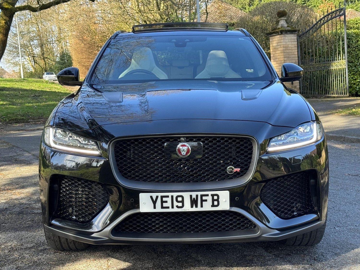 Used Jaguar F-Pace 2019 for sale - 77940431: Photo 7