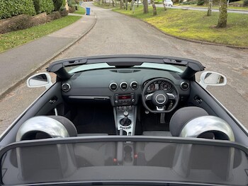 Used Audi TT 2010 for sale - 77754263: Photo