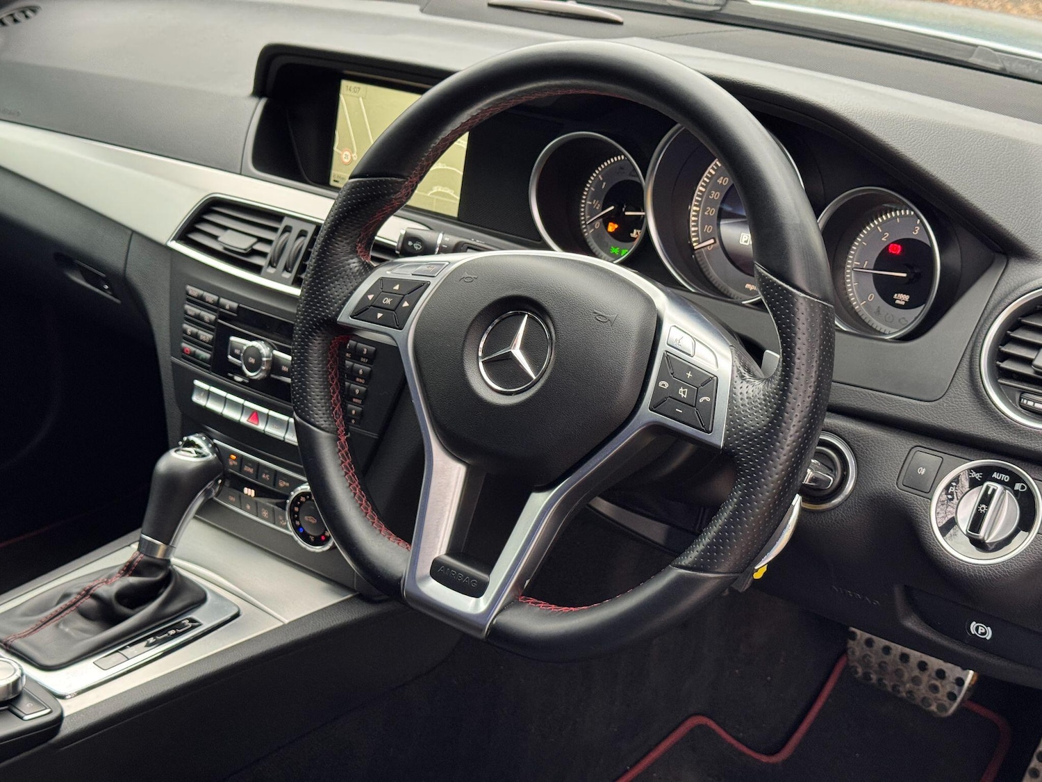 Used Mercedes-Benz C Class 2013 for sale - 76887061: Photo 28