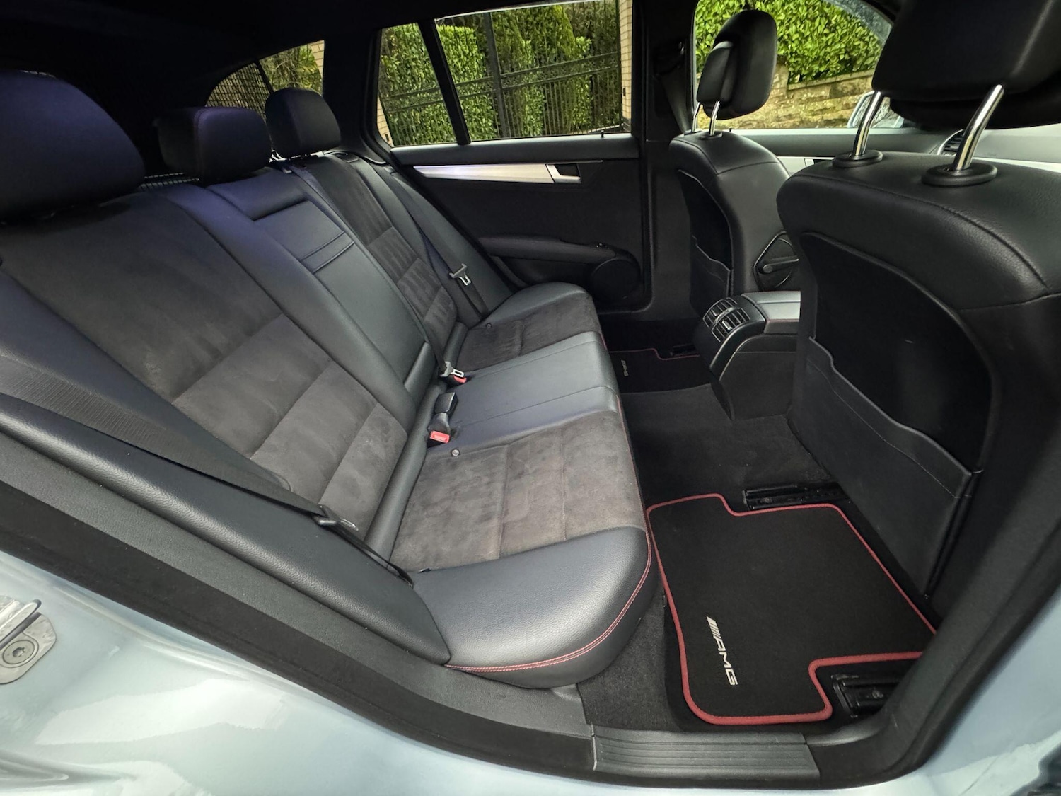 Used Mercedes-Benz C Class 2013 for sale - 76887061: Photo 35