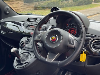 Used Abarth 500 2010 for sale - 75756496: Photo