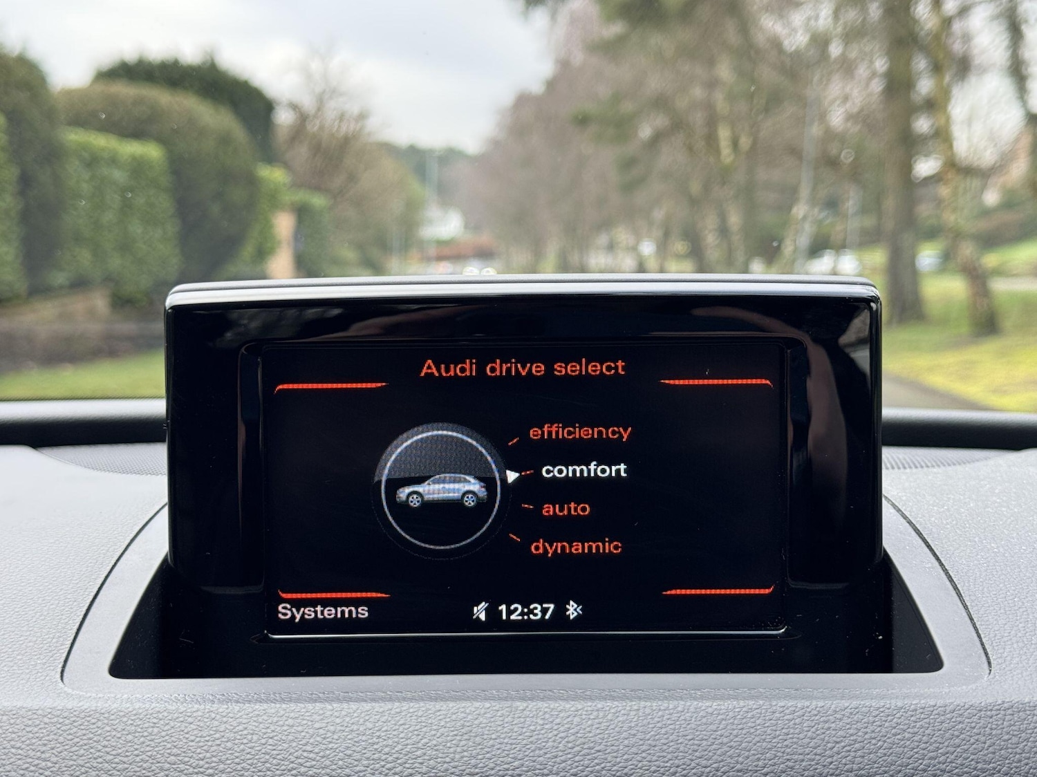 Used Audi Q3 2015 for sale - 77439933: Photo 16