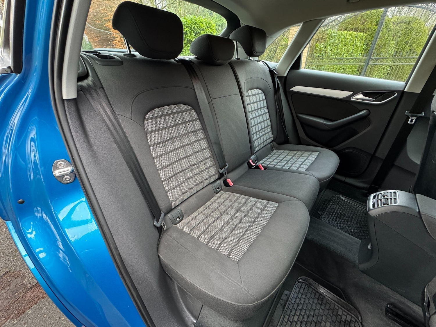 Used Audi Q3 2015 for sale - 77439933: Photo 27