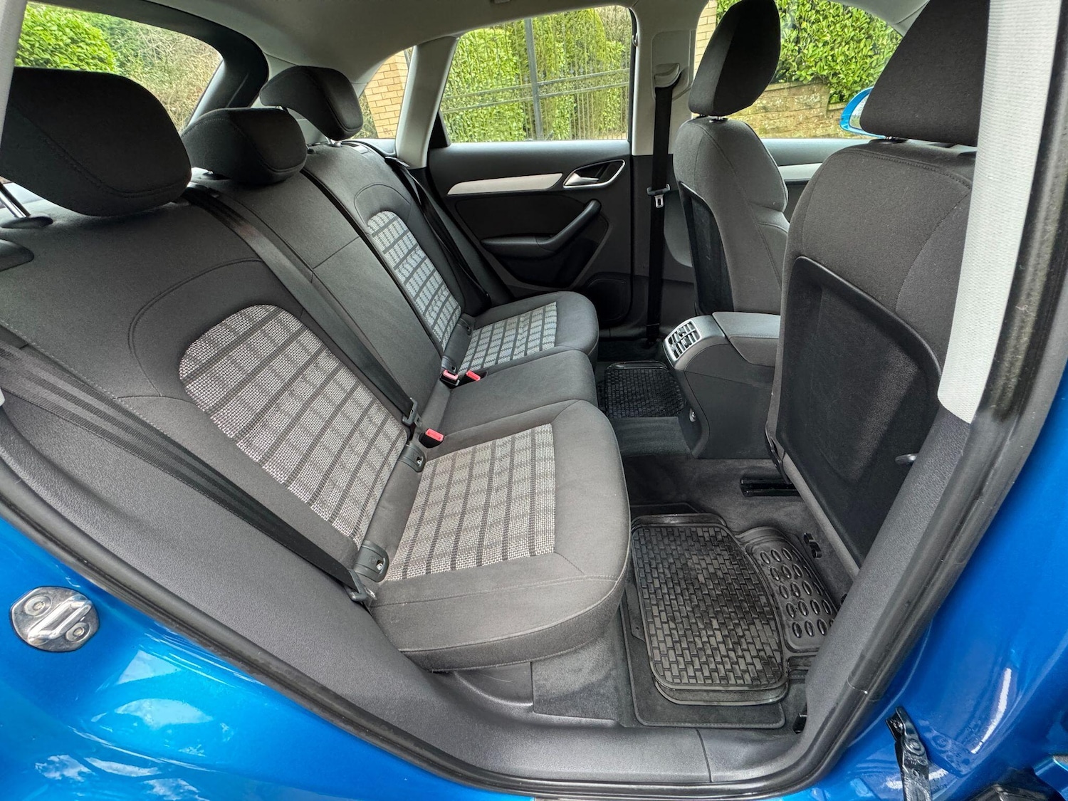 Used Audi Q3 2015 for sale - 77439933: Photo 37