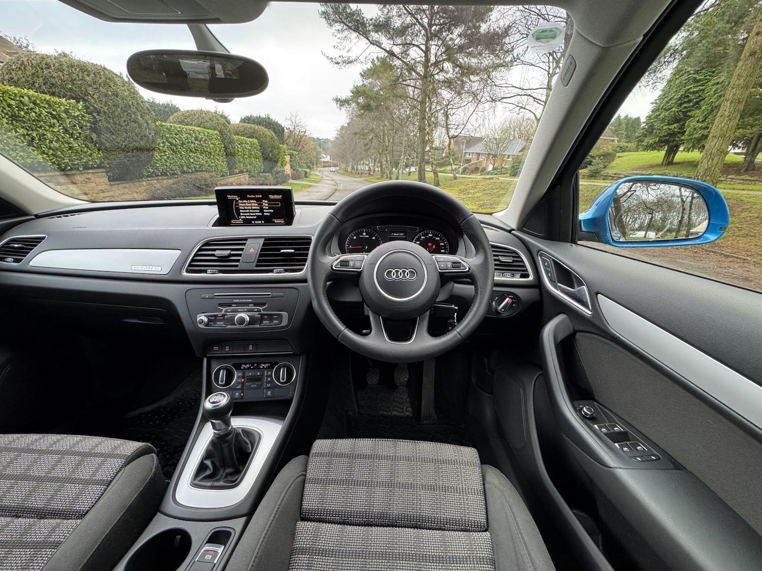 Used Audi Q3 2015 for sale - 77439933: Photo 40