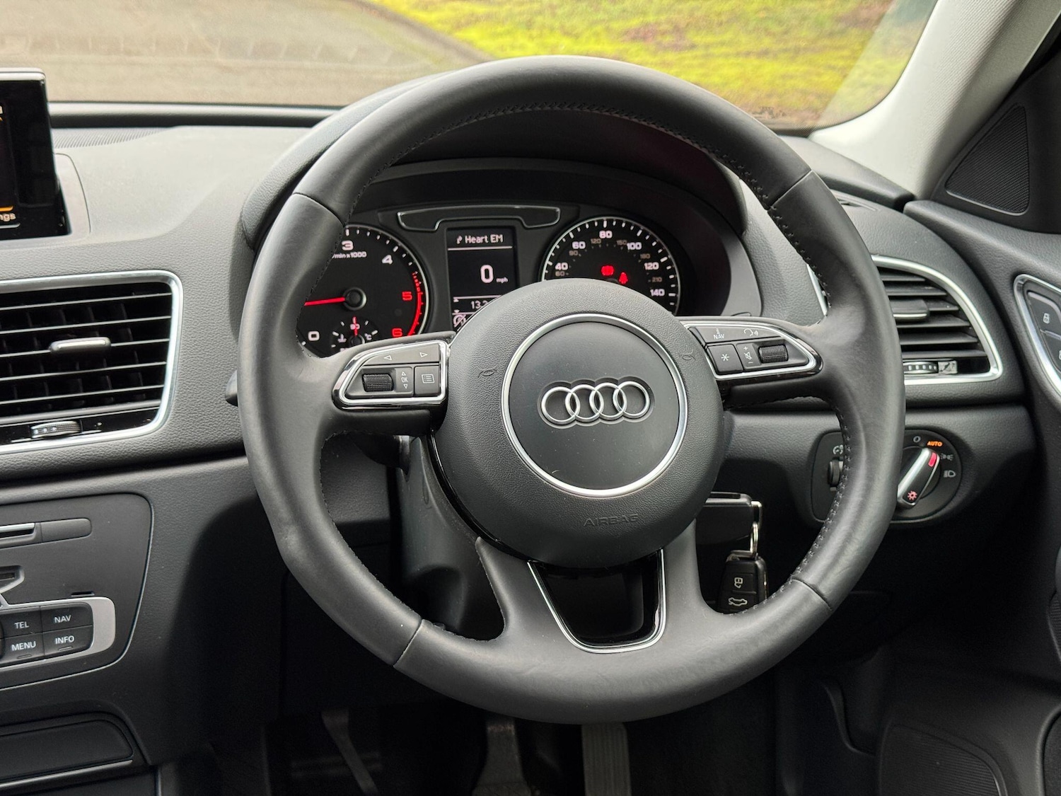 Used Audi Q3 2015 for sale - 77439933: Photo 45