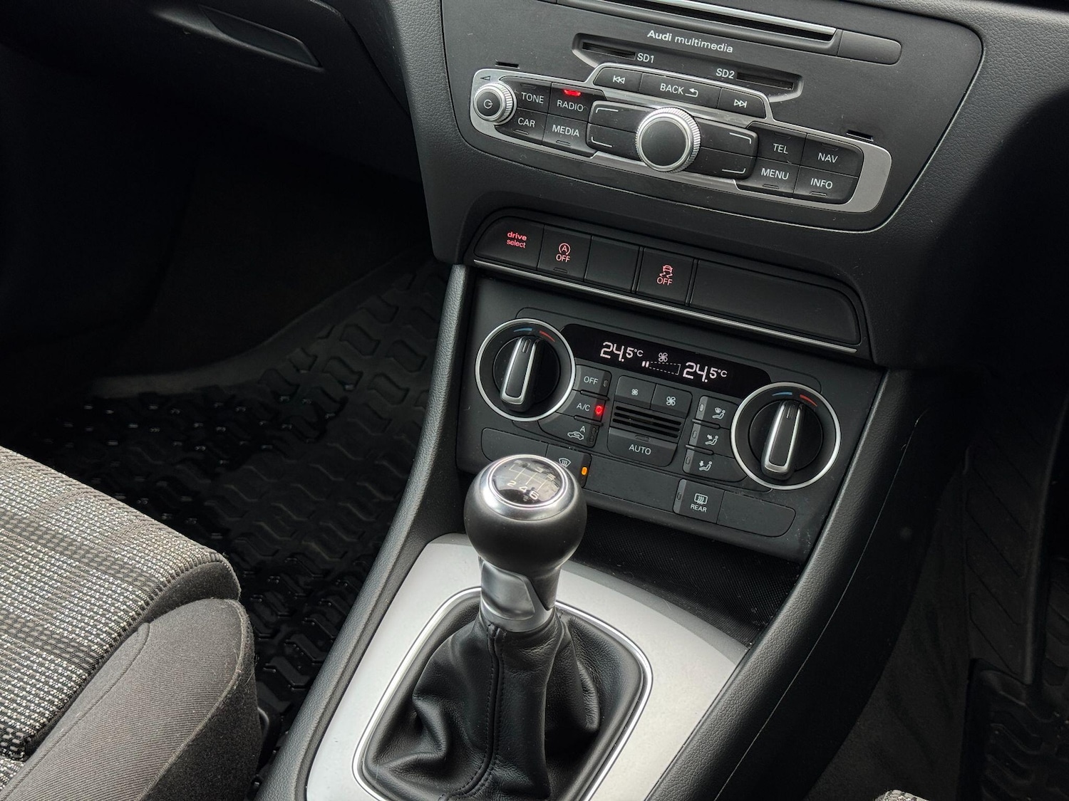 Used Audi Q3 2015 for sale - 77439933: Photo 53