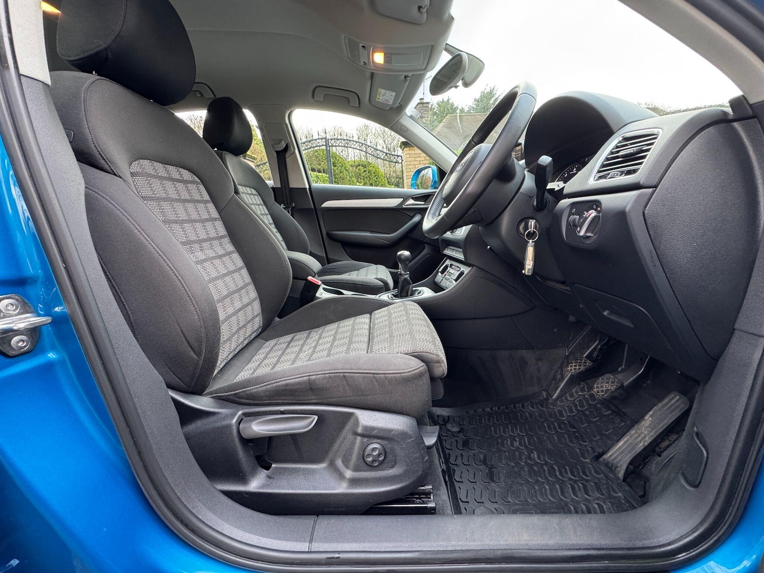 Used Audi Q3 2015 for sale - 77439933: Photo 73