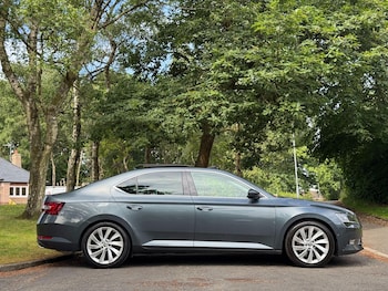 Used Skoda Superb 2018 for sale - 78982107: Photo