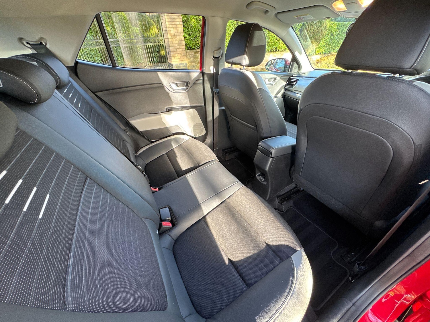 Used Kia Stonic 2019 for sale - 76759681: Photo 26