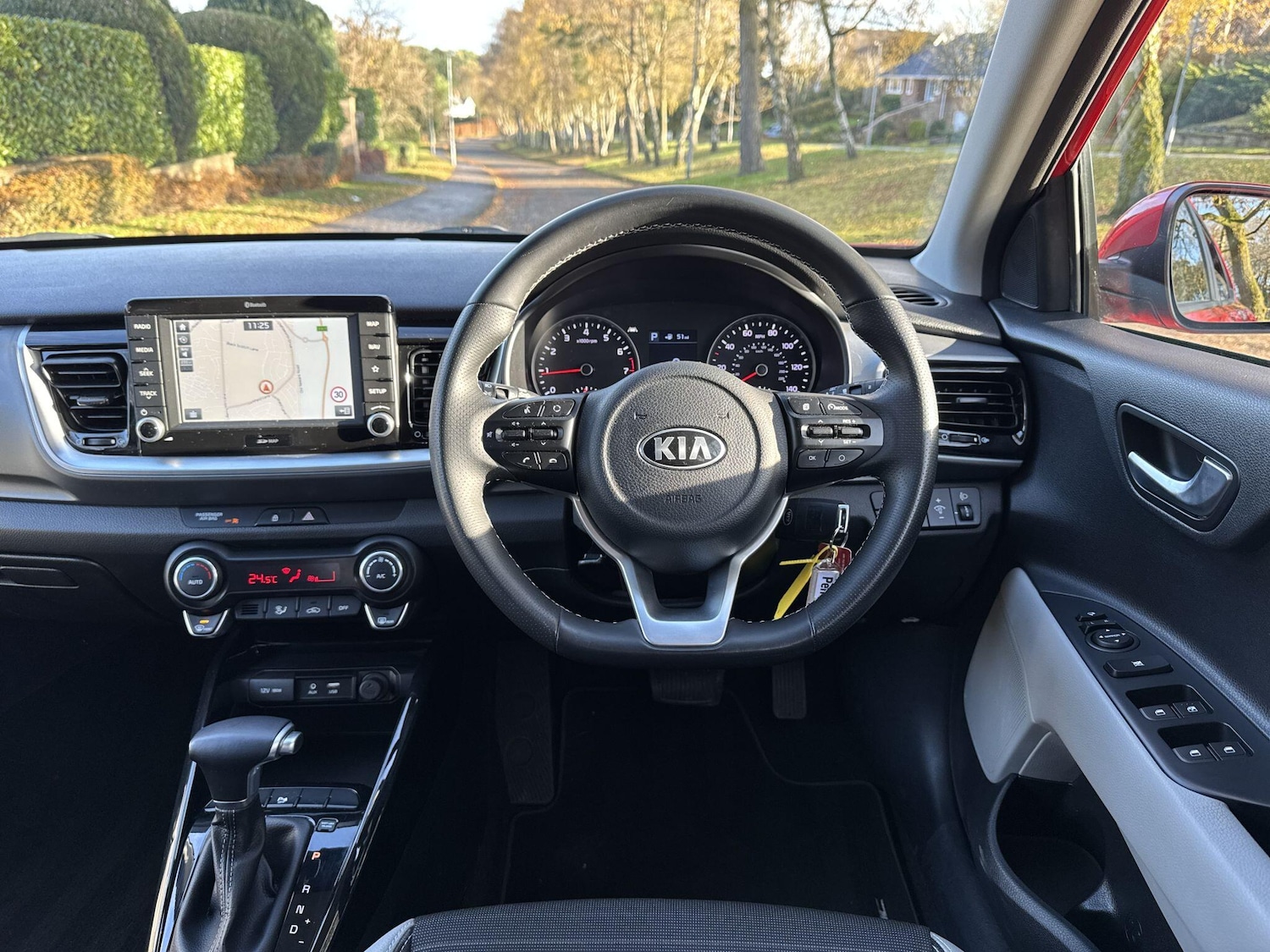 Used Kia Stonic 2019 for sale - 76759681: Photo 28