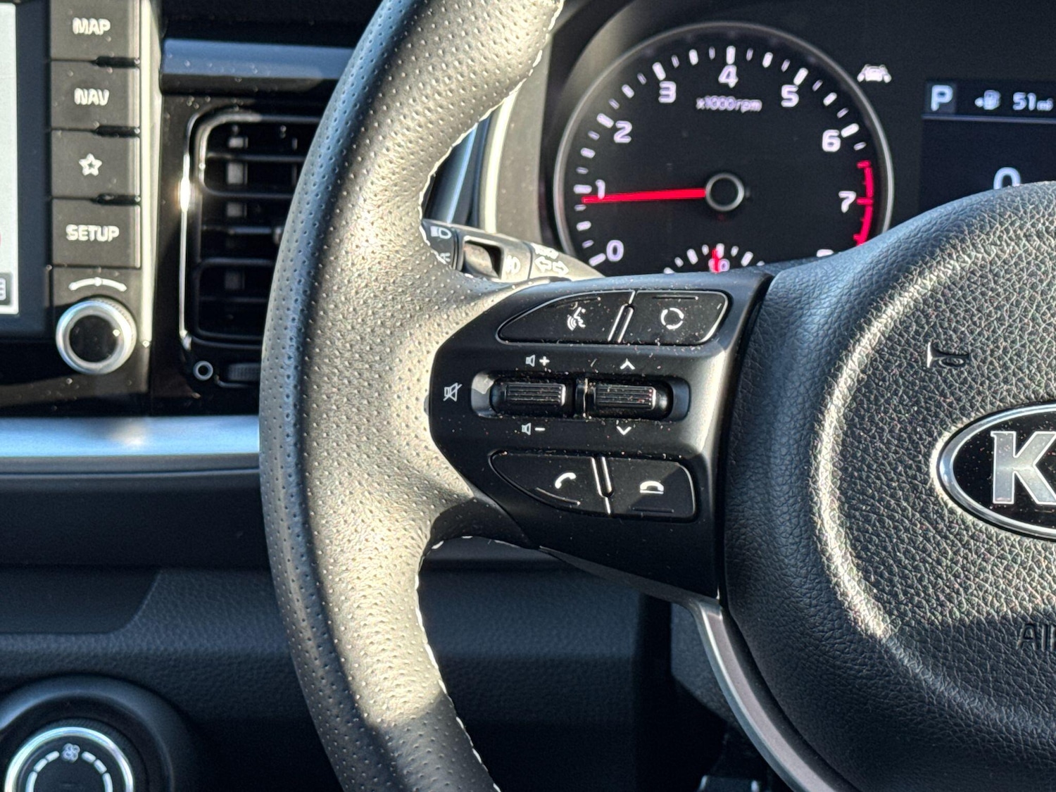 Used Kia Stonic 2019 for sale - 76759681: Photo 58