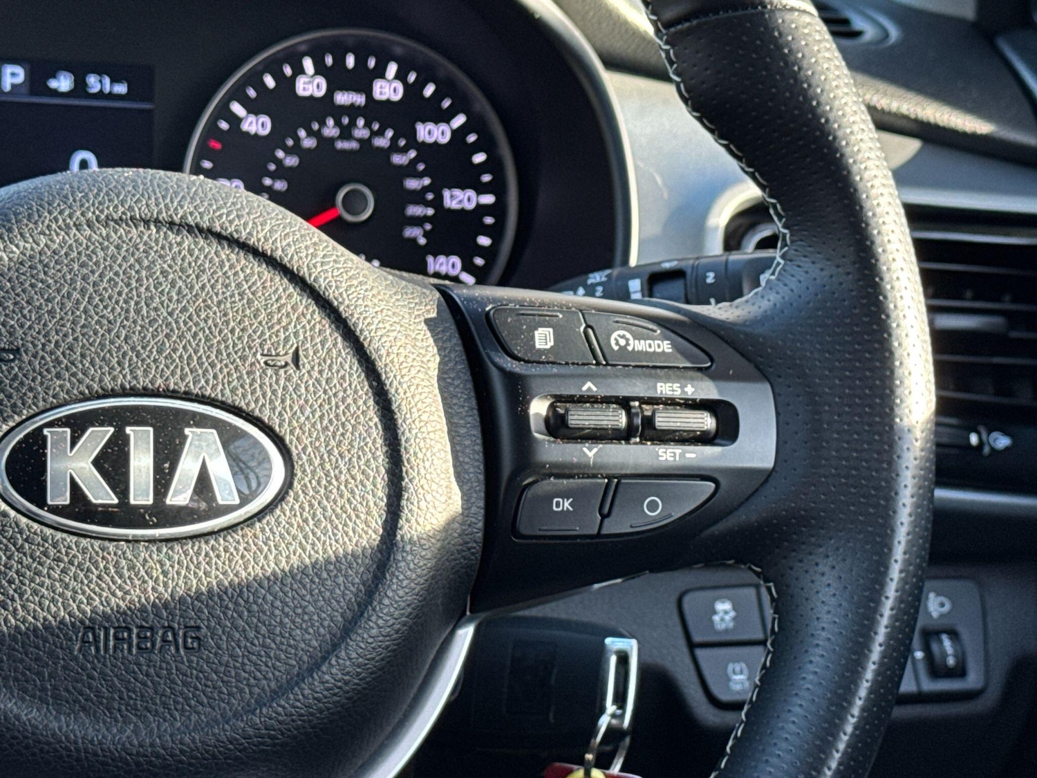 Used Kia Stonic 2019 for sale - 76759681: Photo 60