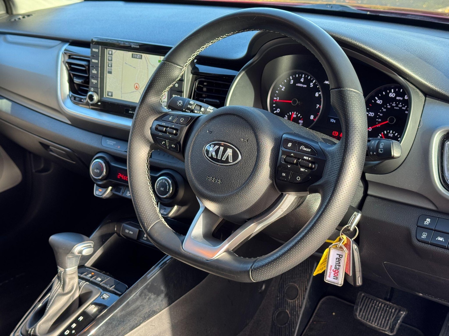 Used Kia Stonic 2019 for sale - 76759681: Photo 65