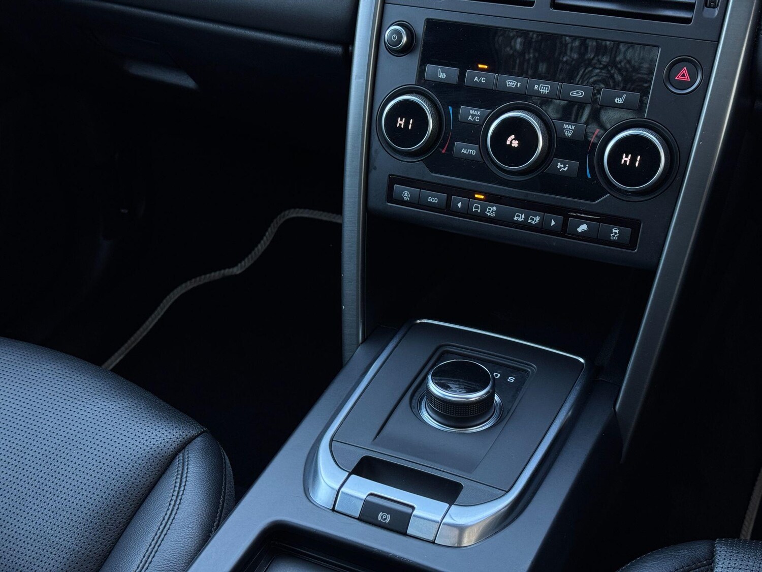 Used Land Rover Discovery Sport 2019 for sale - 76645726: Photo 44