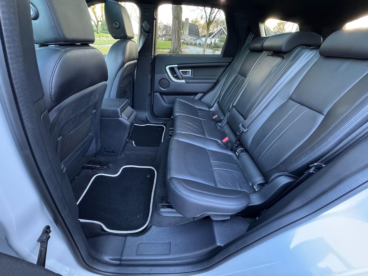 Used Land Rover Discovery Sport 2019 for sale - 76645726: Photo 70