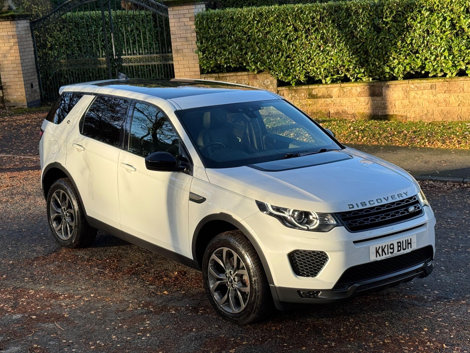 Used Land Rover Discovery Sport 2019 for sale - 76645726: Photo 8