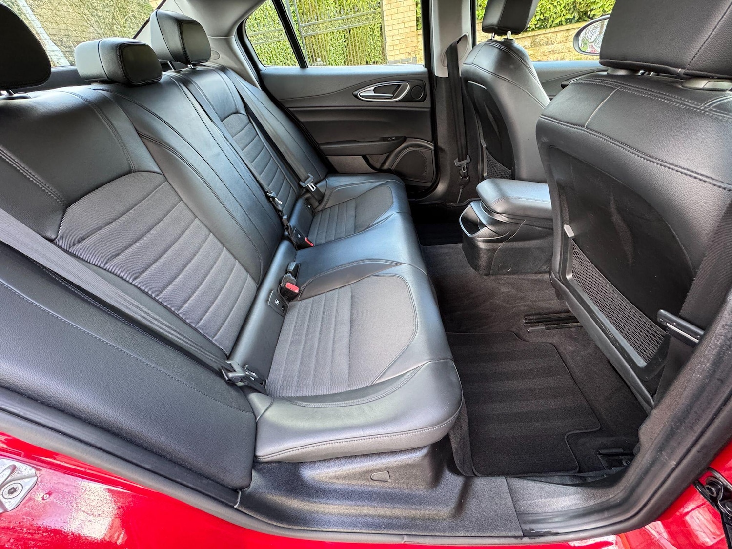 Used Alfa Romeo Giulia 2017 for sale - 77853221: Photo 39