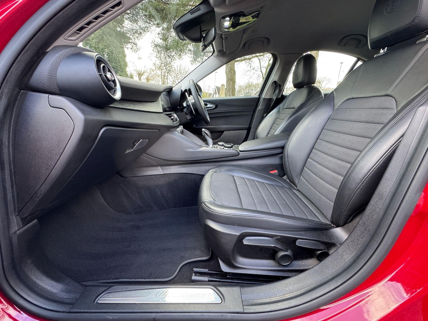 Used Alfa Romeo Giulia 2017 for sale - 77853221: Photo 61