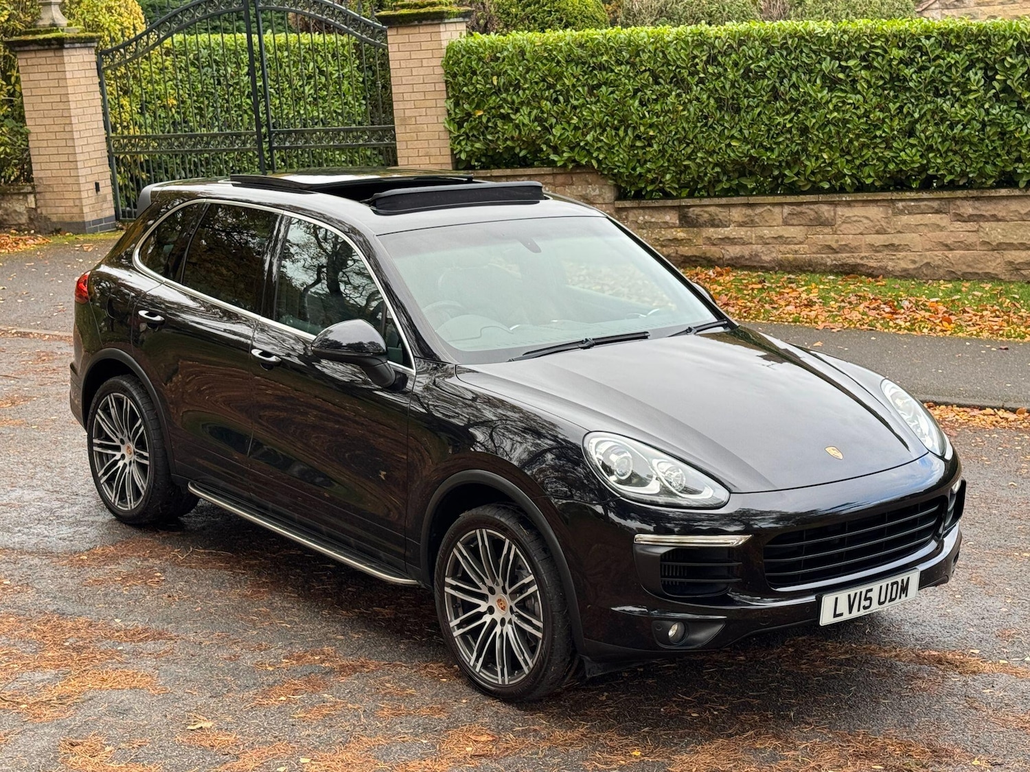 Used Porsche Cayenne 2015 for sale - 76485097: Photo 10