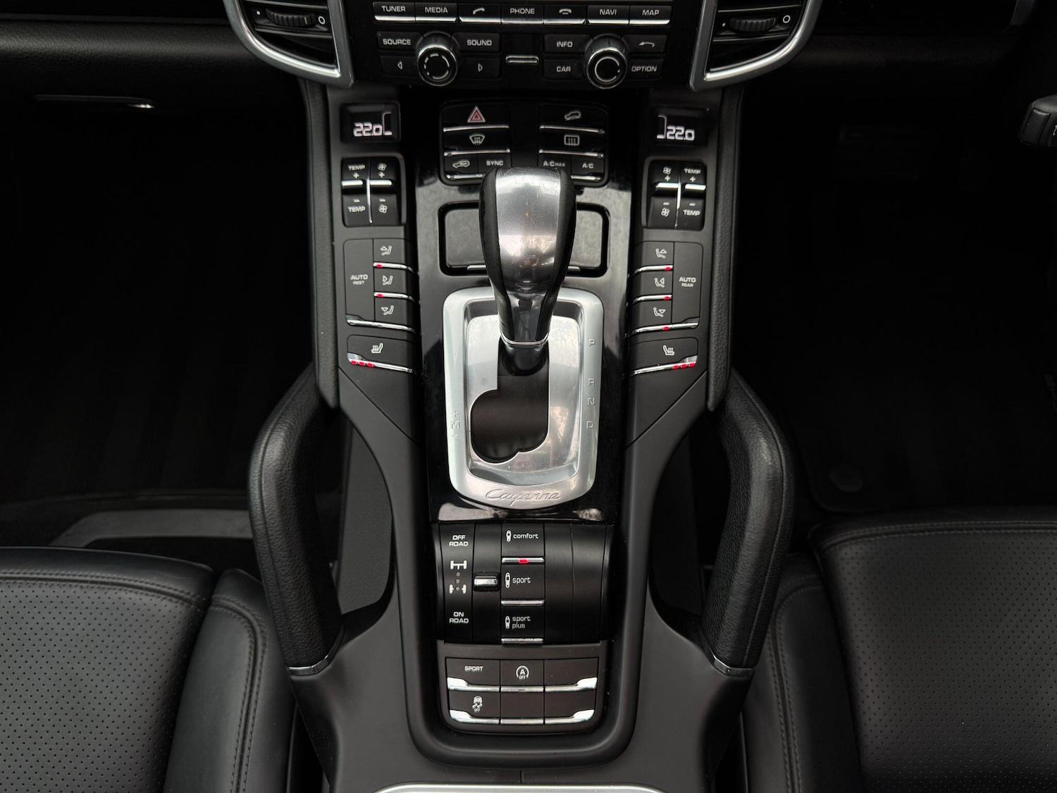 Used Porsche Cayenne 2015 for sale - 76485097: Photo 13