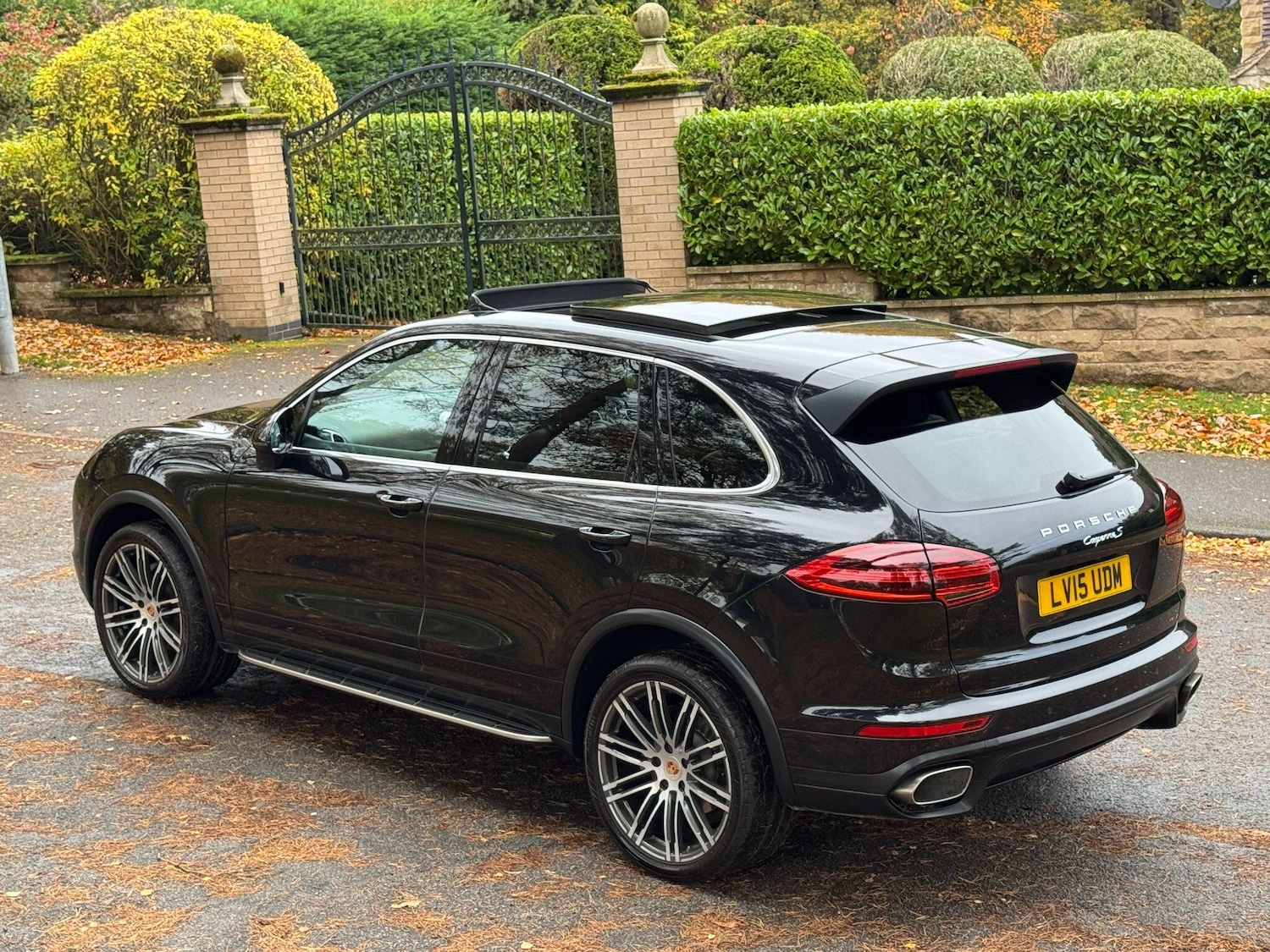 Used Porsche Cayenne 2015 for sale - 76485097: Photo 32