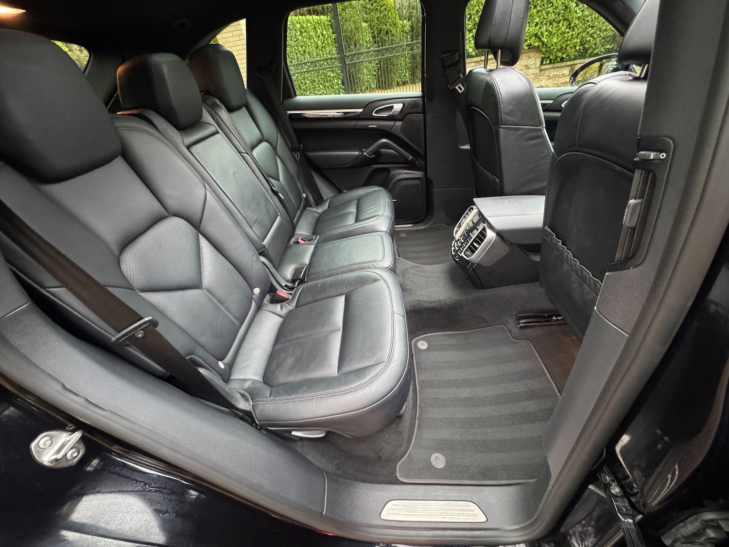 Used Porsche Cayenne 2015 for sale - 76485097: Photo 53