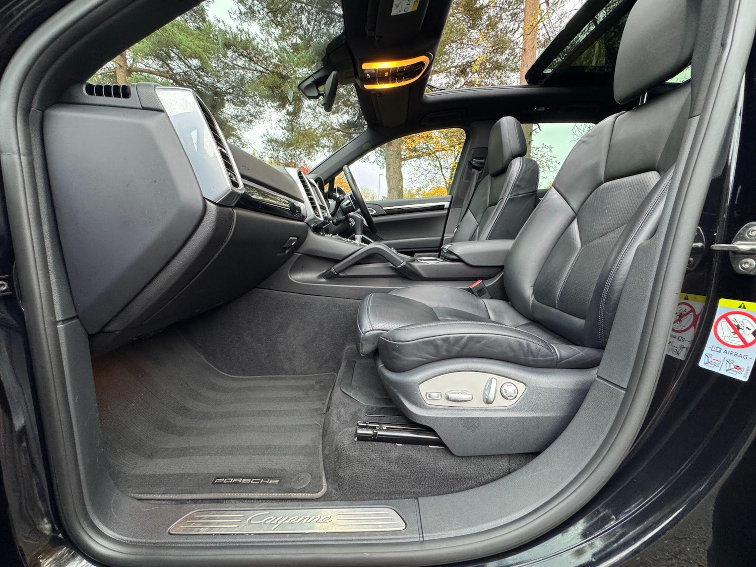 Used Porsche Cayenne 2015 for sale - 76485097: Photo 58