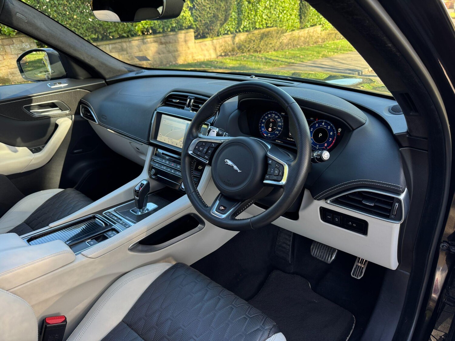 Used Jaguar F-Pace 2019 for sale - 78157816: Photo 50