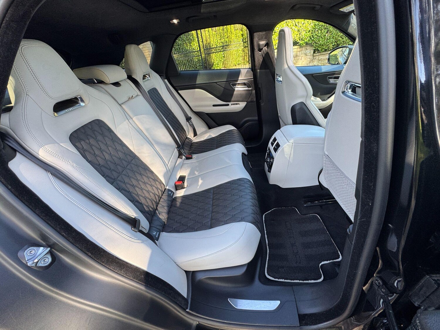 Used Jaguar F-Pace 2019 for sale - 78157816: Photo 58