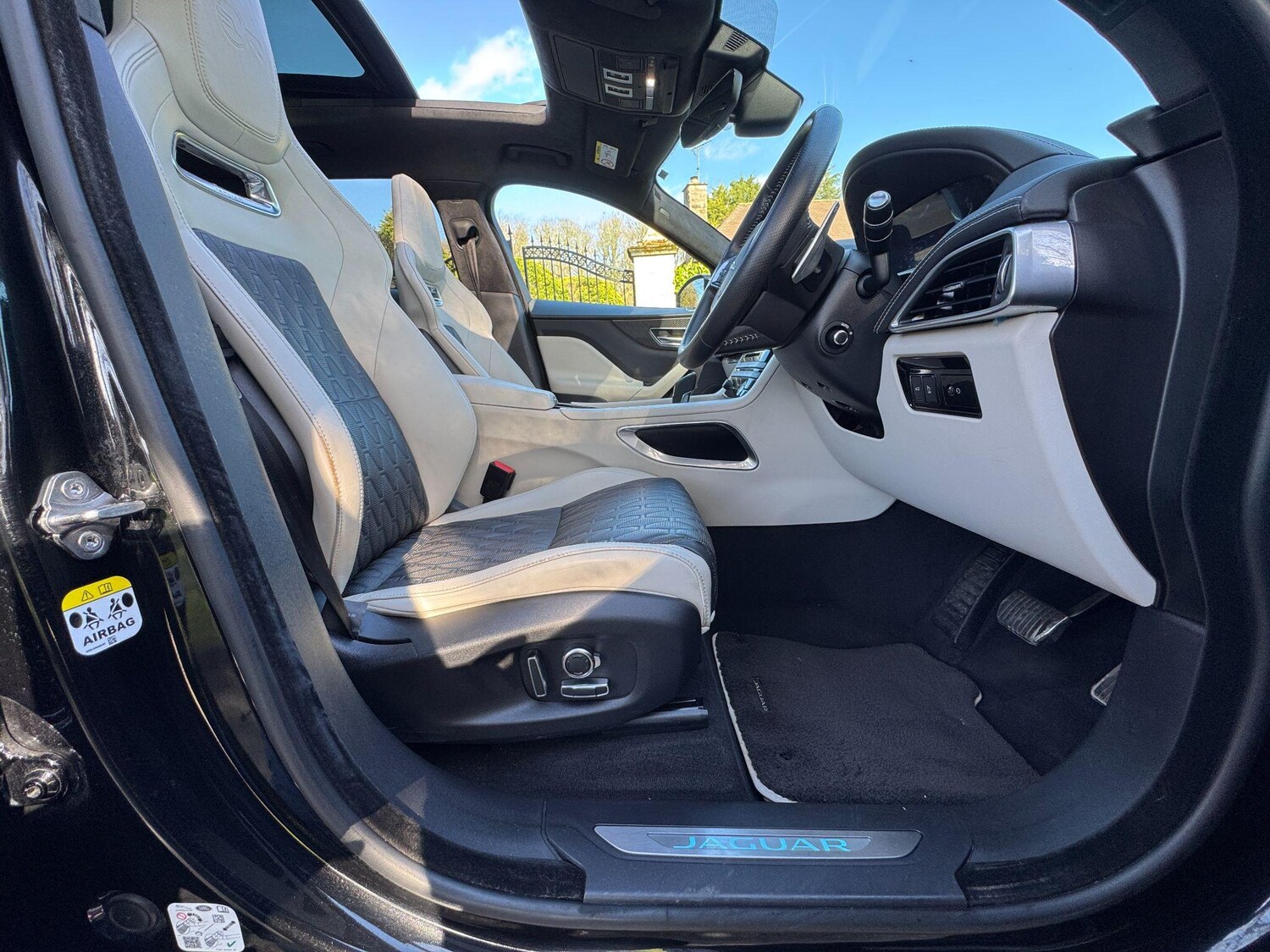 Used Jaguar F-Pace 2019 for sale - 78157816: Photo 91