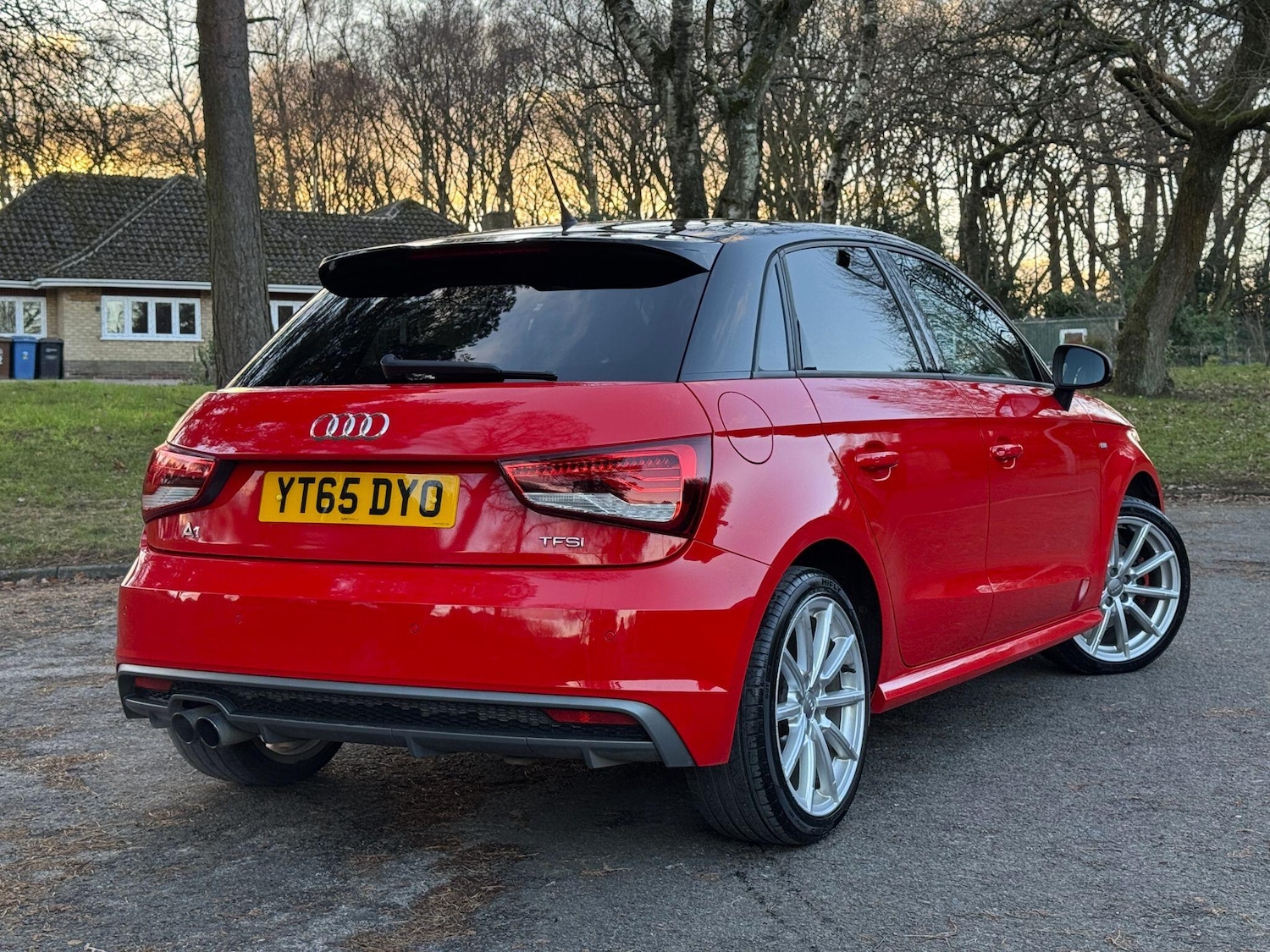 Used Audi A1 2015 for sale - 77386535: Photo 2