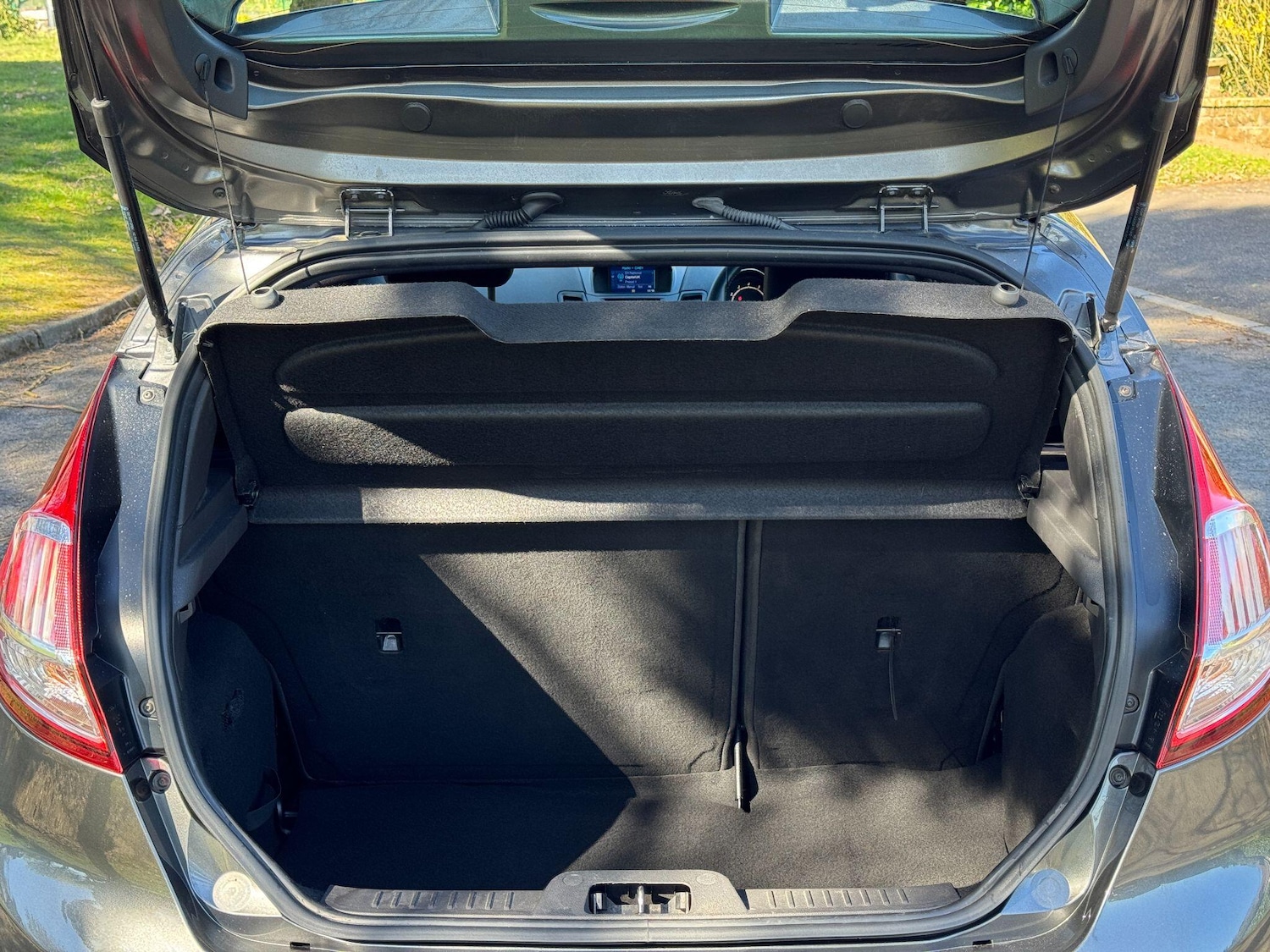 Used Ford Fiesta 2016 for sale - 78170985: Photo 49