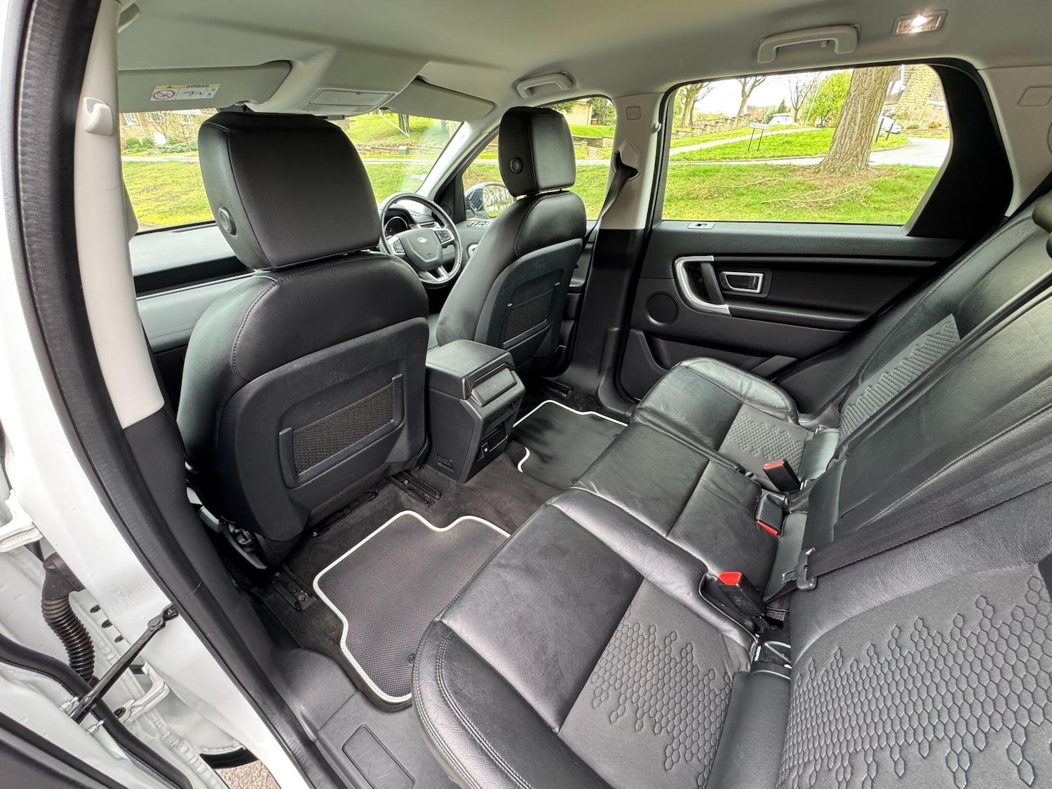 Used Land Rover Discovery Sport 2019 for sale - 78115522: Photo 12