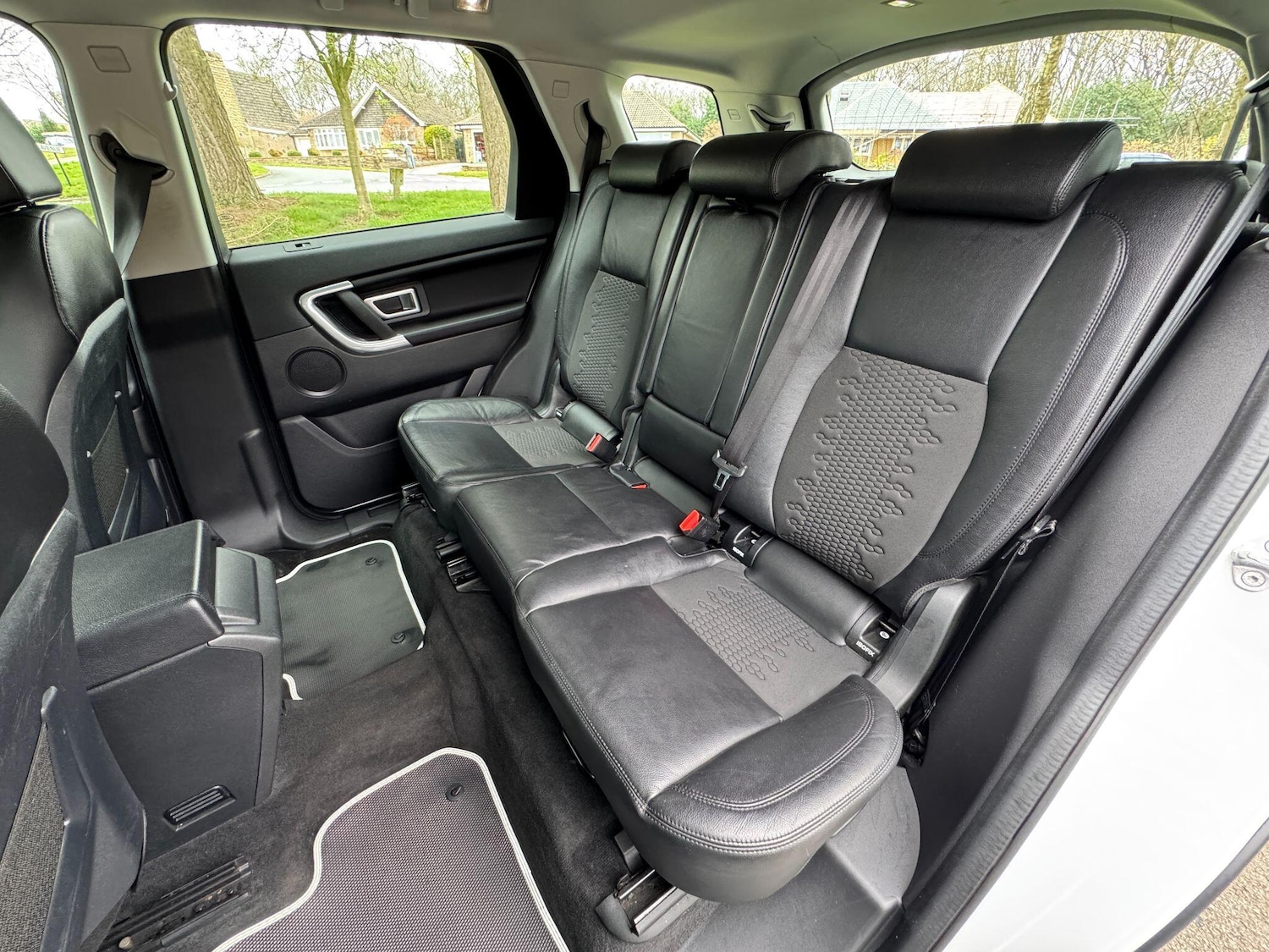 Used Land Rover Discovery Sport 2019 for sale - 78115522: Photo 35