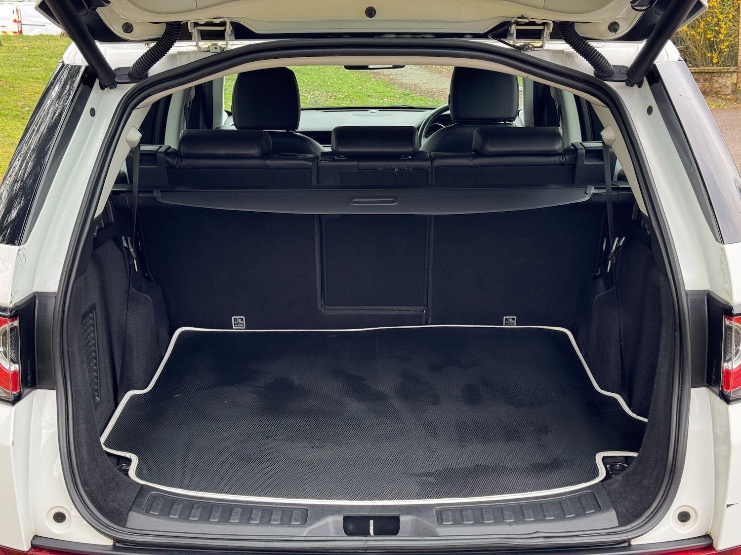 Used Land Rover Discovery Sport 2019 for sale - 78115522: Photo 42