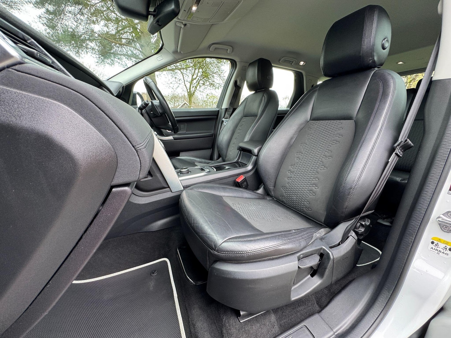 Used Land Rover Discovery Sport 2019 for sale - 78115522: Photo 5