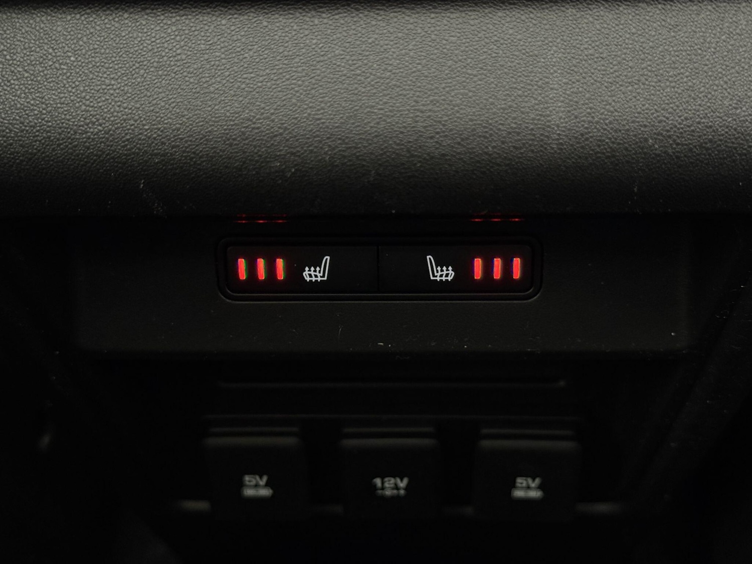 Used Land Rover Discovery Sport 2018 for sale - 76561858: Photo 14