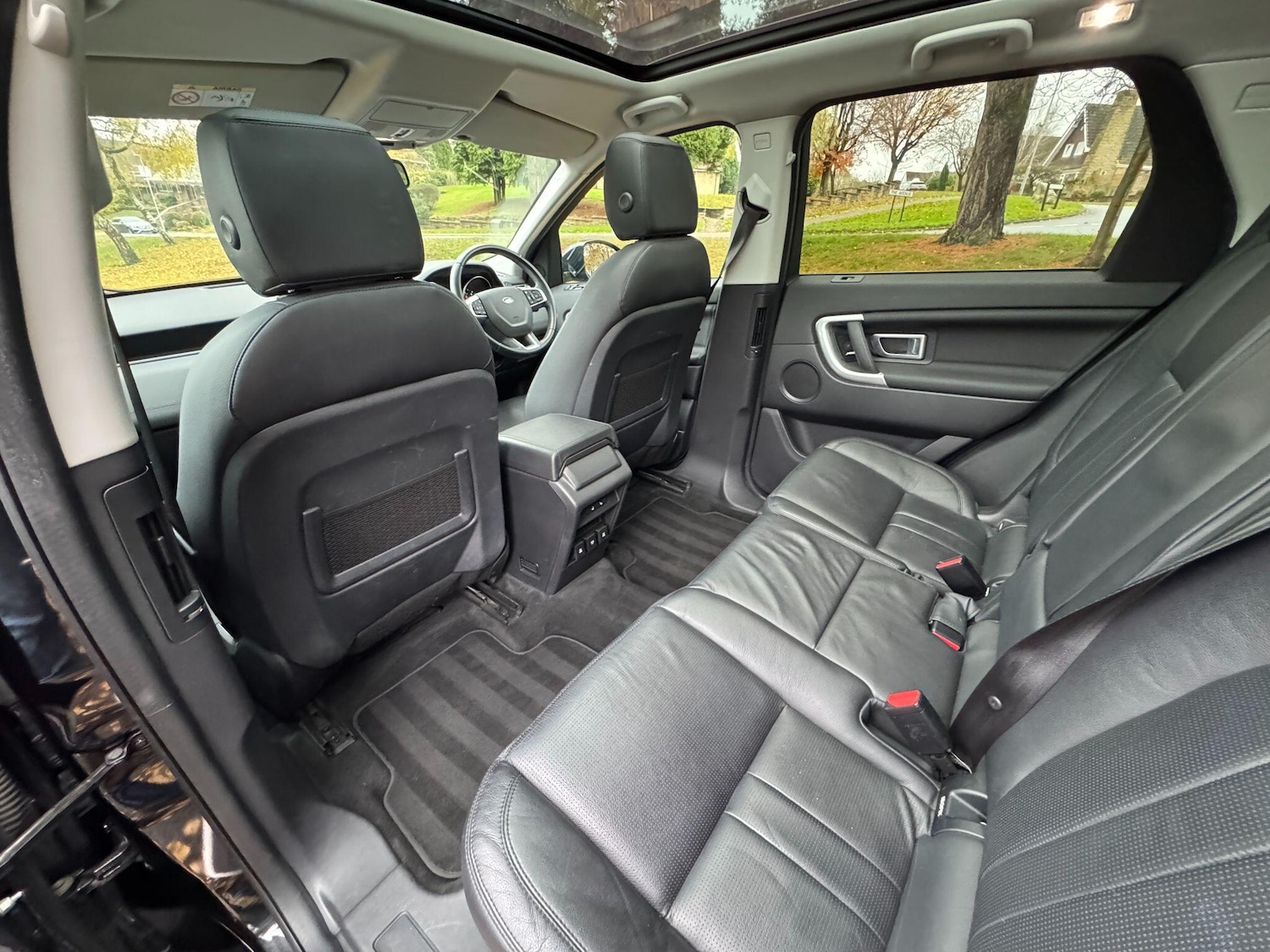 Used Land Rover Discovery Sport 2018 for sale - 76561858: Photo 28