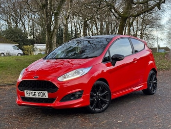 (66) - 1.0T EcoBoost ST-Line Hatchback 3dr Petrol Manual Euro 6 (s/s) (140 ps)