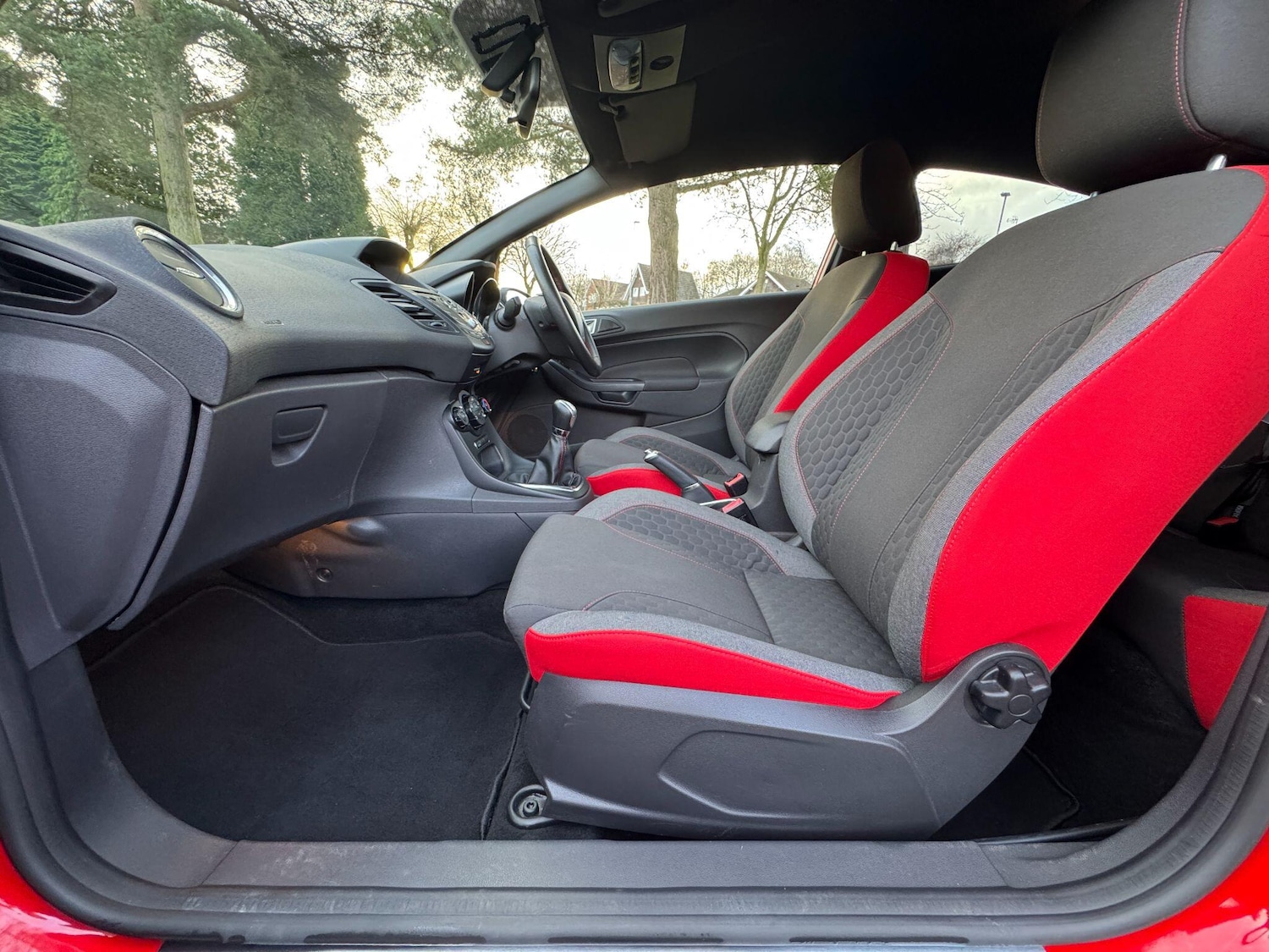 Used Ford Fiesta 2016 for sale - 76936211: Photo 76