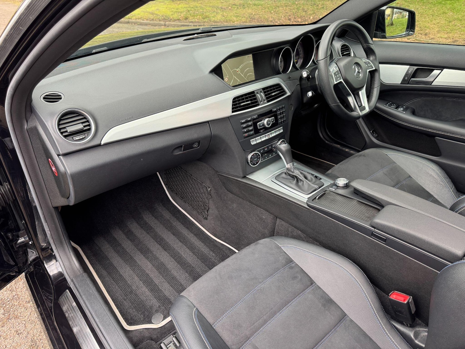 Used Mercedes-Benz C Class 2014 for sale - 77723380: Photo 5