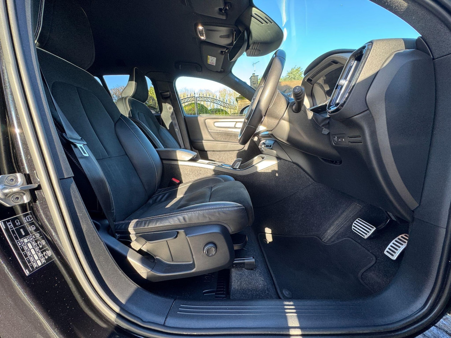 Used Volvo XC40 2021 for sale - 77015848: Photo 72