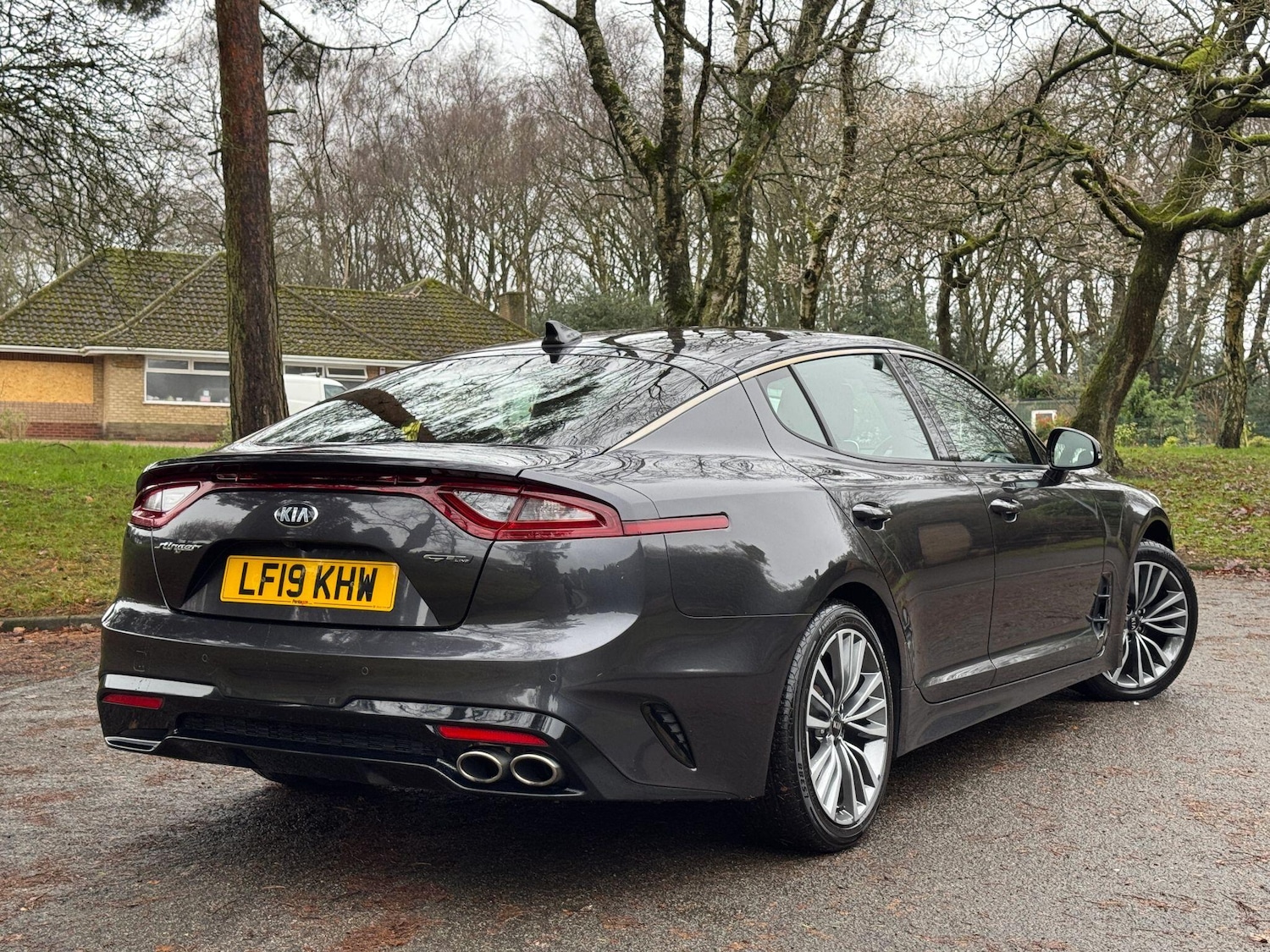 Used Kia Stinger 2019 for sale - 77016774: Photo 2